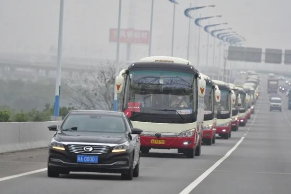 白衣執(zhí)甲，今朝凱旋 | 廣汽傳祺一路守護(hù)，迎接抗疫英雄